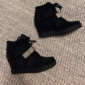 x Steve Madden Hamlit Studded Wedge Sneakers x